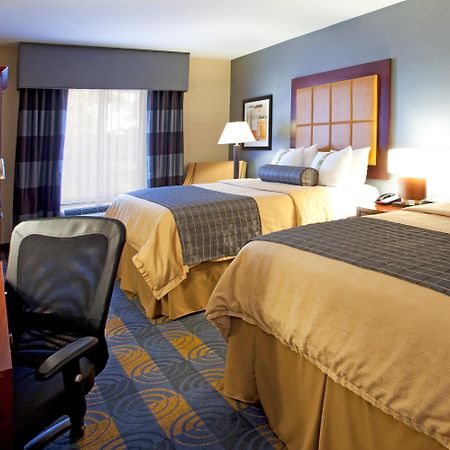Holiday Inn Hotel & Suites Stockbridge-Atlanta I-75 By Ihg Buitenkant foto