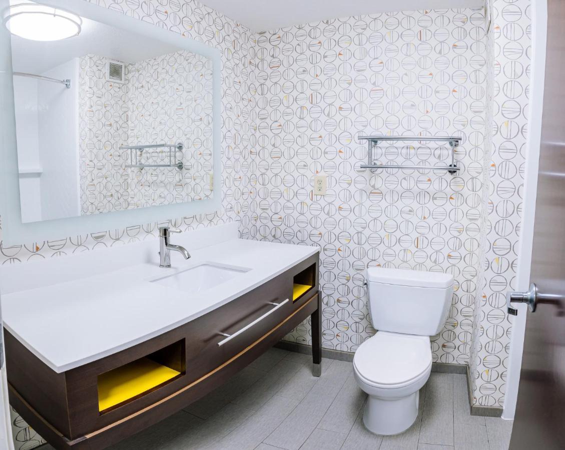 Holiday Inn Hotel & Suites Stockbridge-Atlanta I-75 By Ihg Buitenkant foto